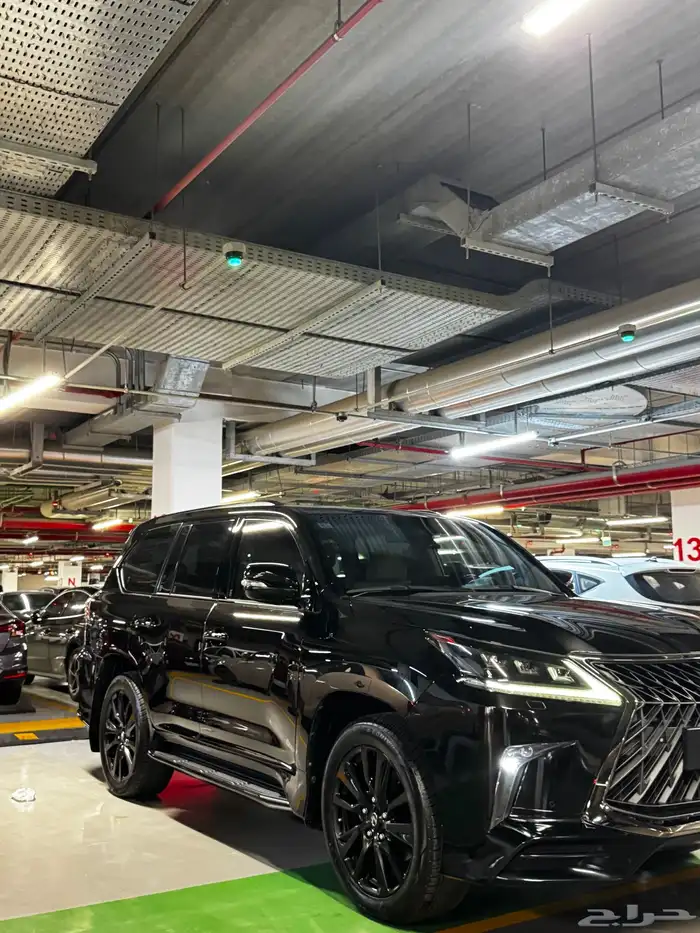 لكزس بلاك ادشن 2020 7