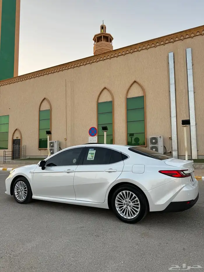 كامري 2025 E-PLUS هايبرد سعوديه 11