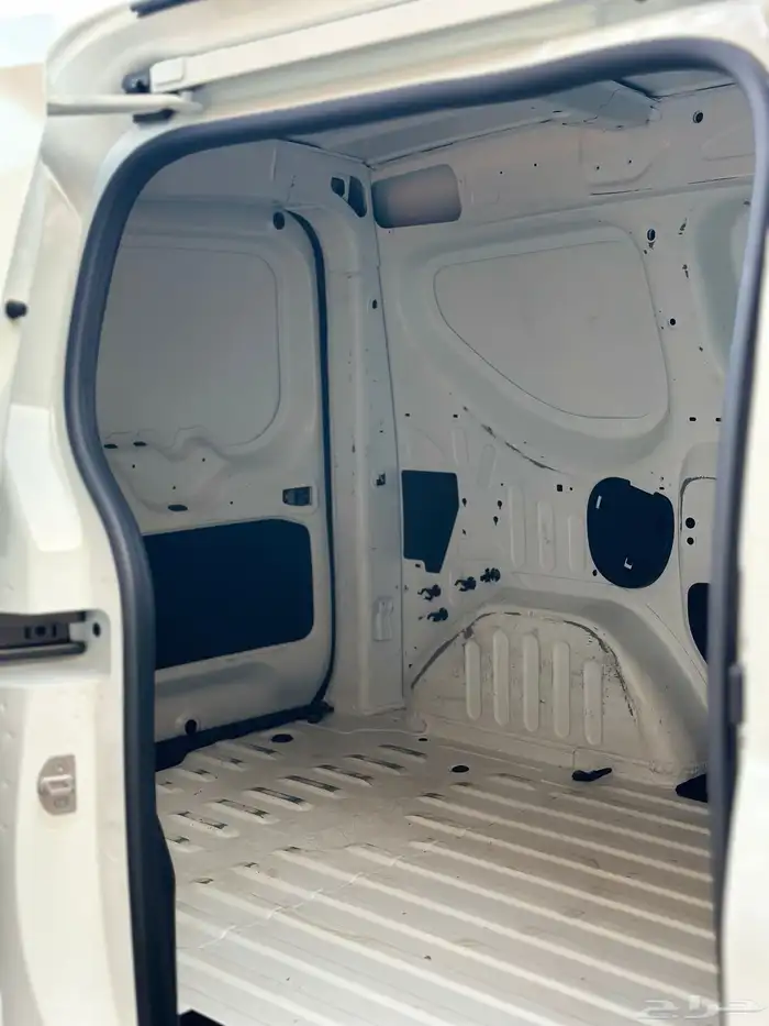 رينو إكسبرس 6