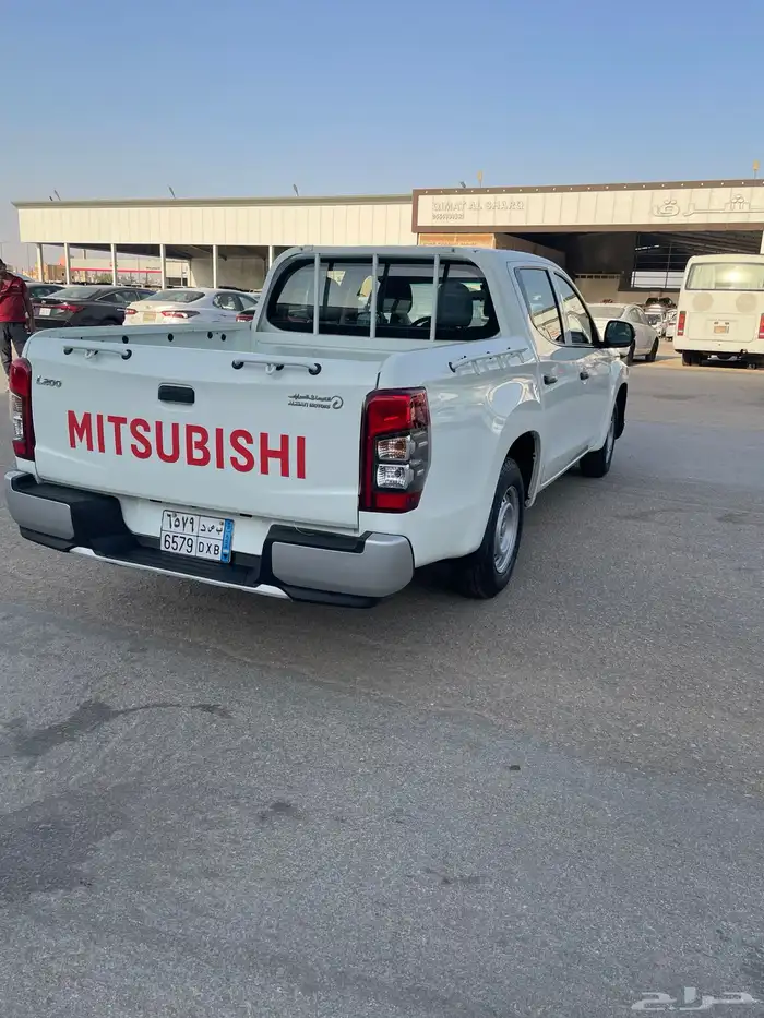مستبيشي L200 2022 3