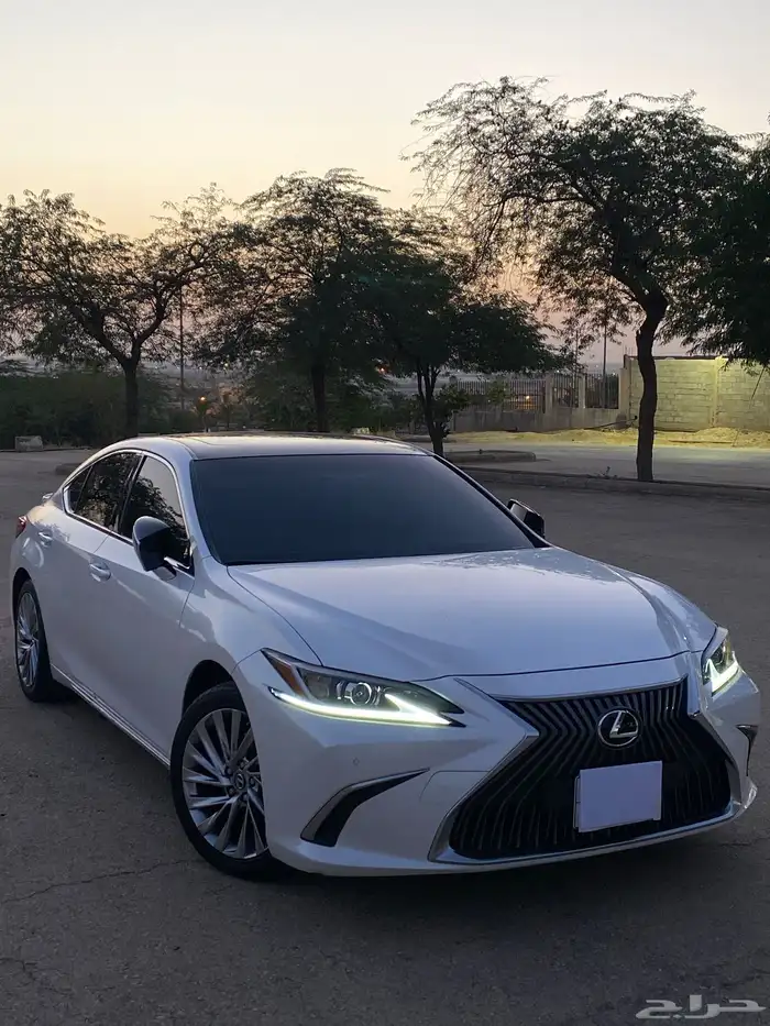 ES 250 لكزس 1