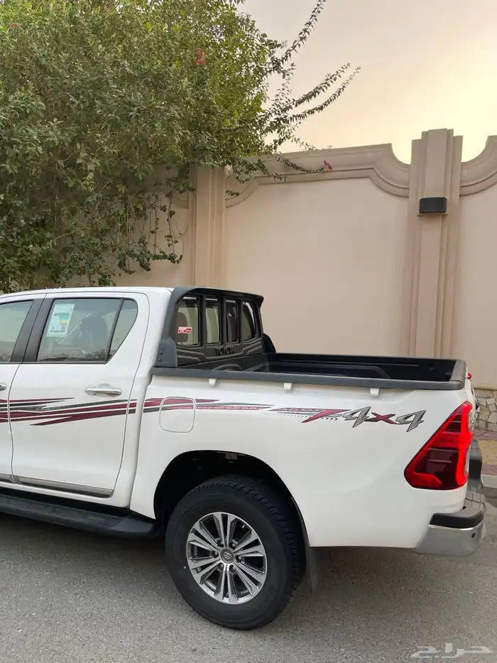 هايلوكس 2024 ديزل 2800 cc شبه الجديد 22