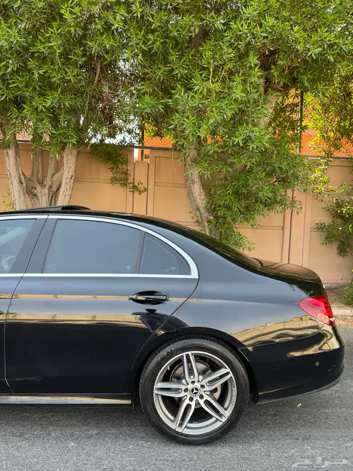 للبيع مرسيدس E200 موديل 2018 جفالي 19