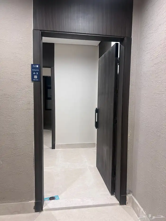 شقة جديدة للإيجار   حي الشعلة 0