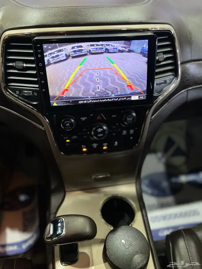 جيب شيروكي جراند 2015 فل كامل سعودي ماشي 139 الف 13