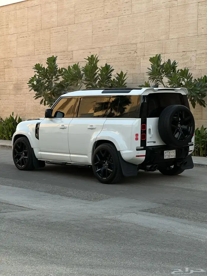 ديفندر HSE 2021 اوربن 17