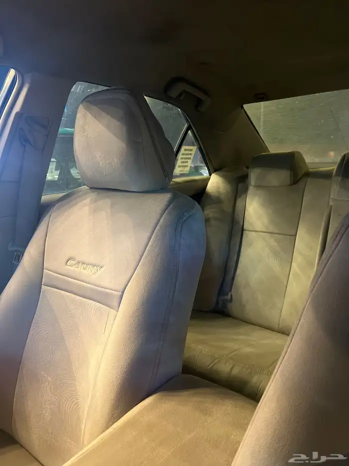 كامري 2013 ذهبي اللون 1