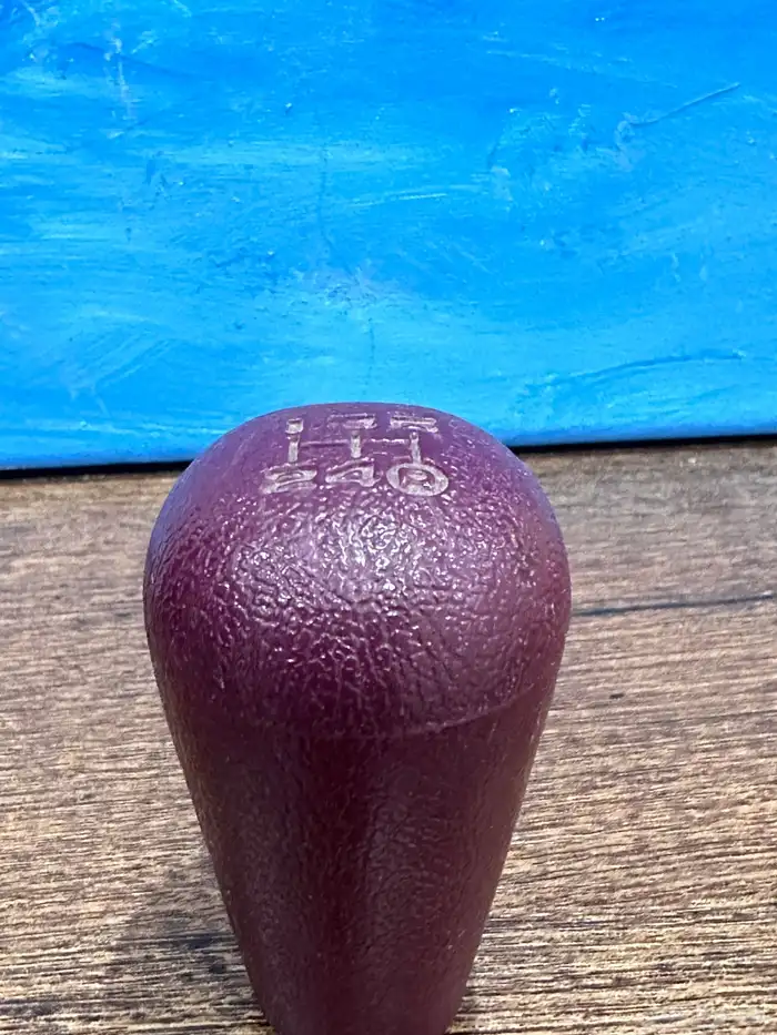 رمانه قير عادي عنابي تويوتا نيسان دادسن هايلوكس كرسيدا 5