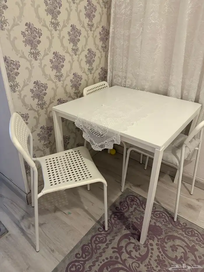 طاولة طعام 0
