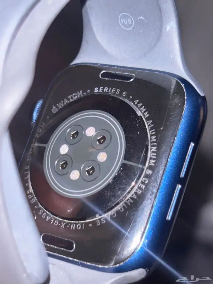 ساعة ابل الاصدار السادس شريحة الكترونية مقفله ايكلاود 2