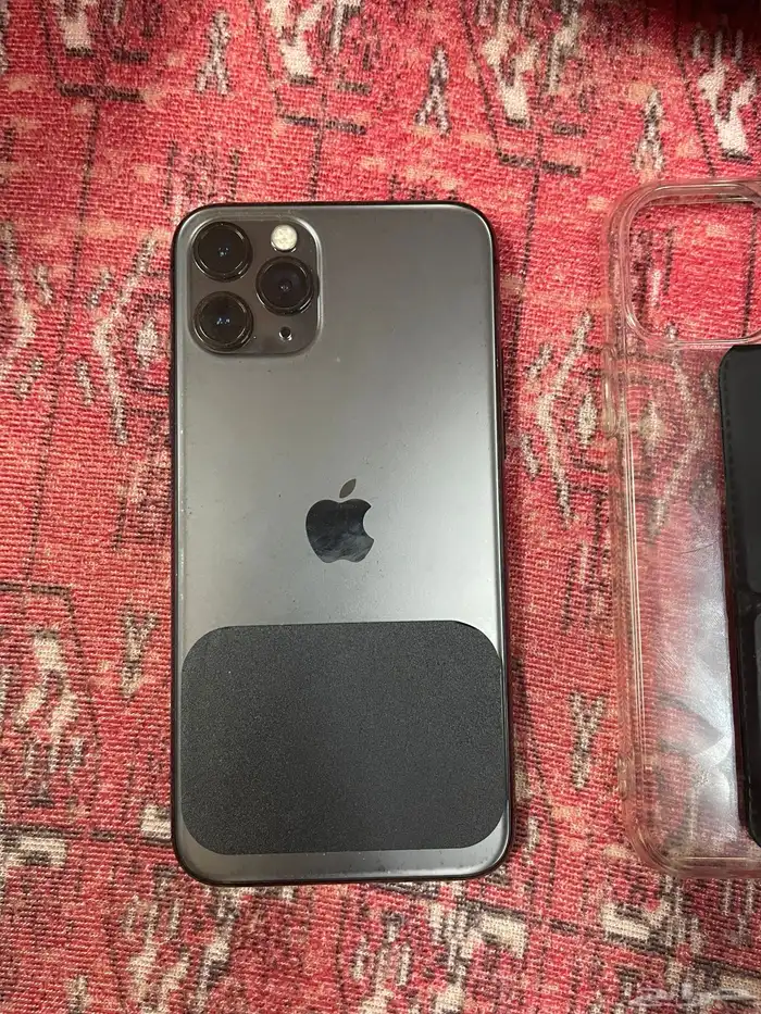 ايفون 11 برو 256 -رمادي غامق - الخرج 0