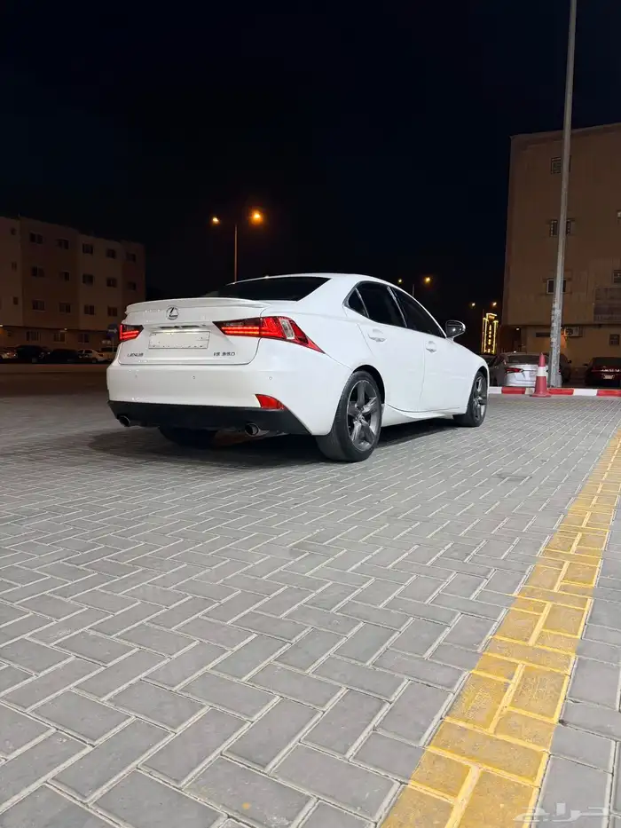 لكزس is350 3