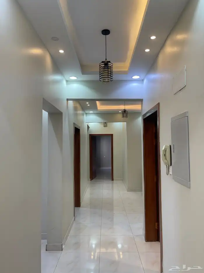 شقة ارضية مستقلة واسعة بمساحة دور قريبة من كوبري المطار 19