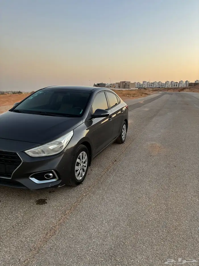 للبيع اكسنت موديل 2020 فحص استماره ساري والحد 32 الف 4