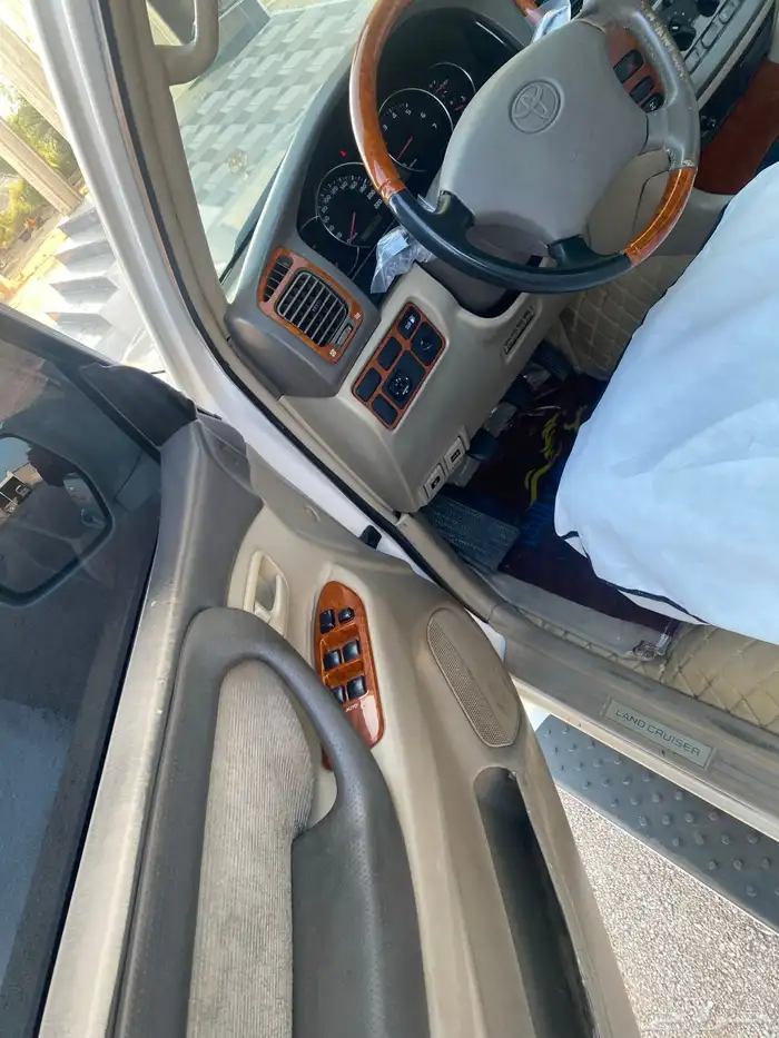 لاندكروزر 37