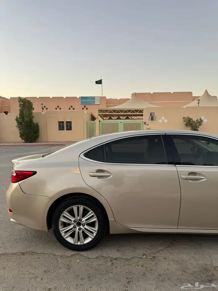 لكزس ES350 cc 2014 6 سلندر 15