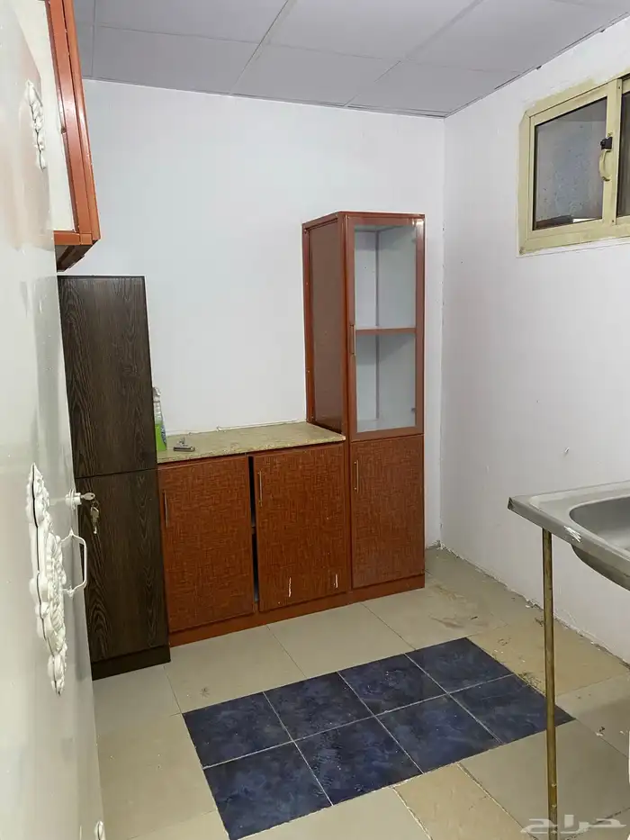 استراحة عزاب للايجار 0