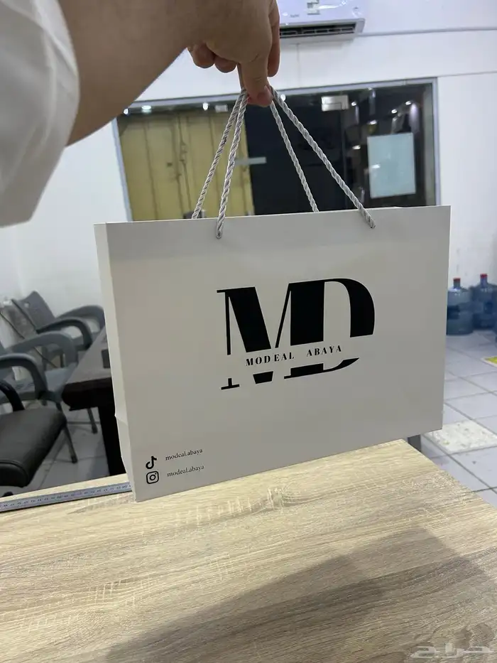 بوكس هدايا. شرائط كروت ورق تغليف أكياس عبايات 31