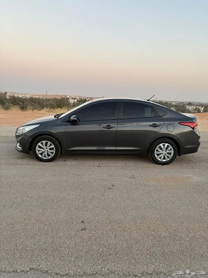 للبيع اكسنت موديل 2020 فحص استماره ساري والحد 32 الف 0