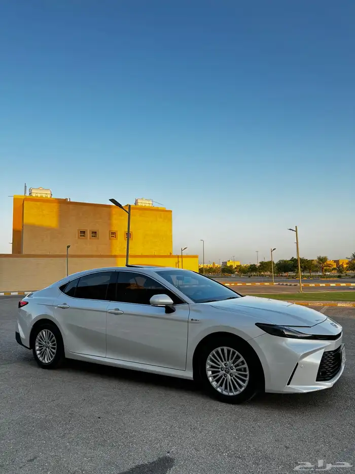 كامري 2025 E-PLUS هايبرد سعوديه 7
