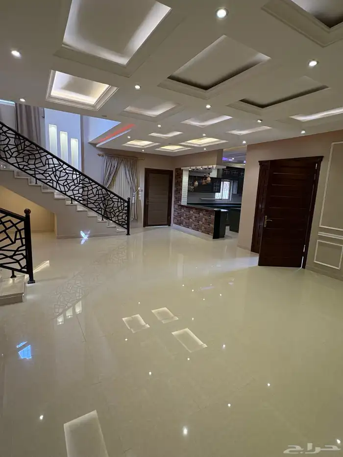 فيلا بحي الرحمانية 1 800 000 الف ريال 3