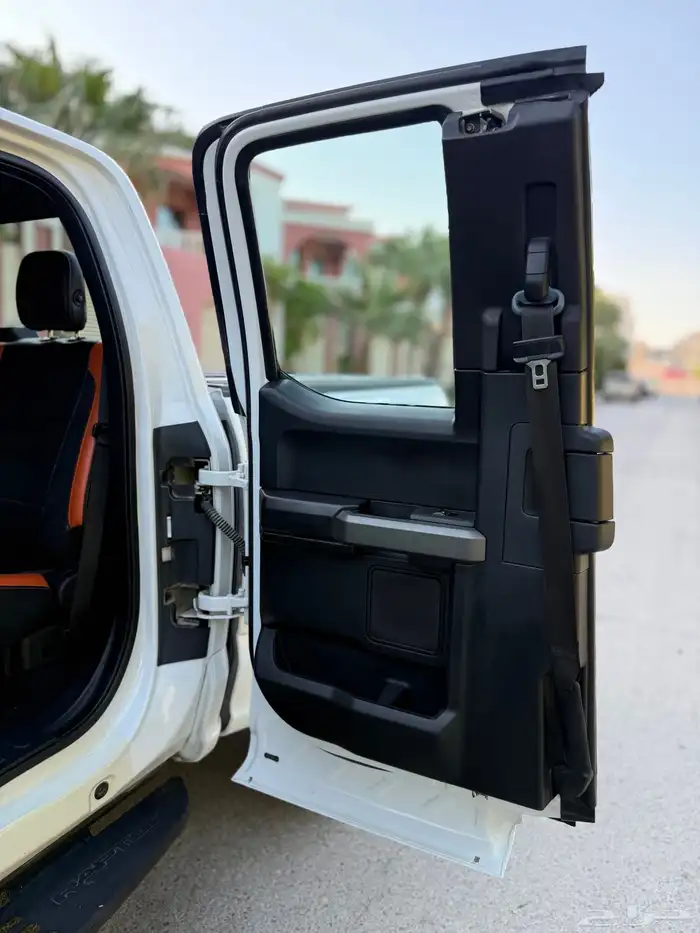 Ford F150 Raptor 2017 16