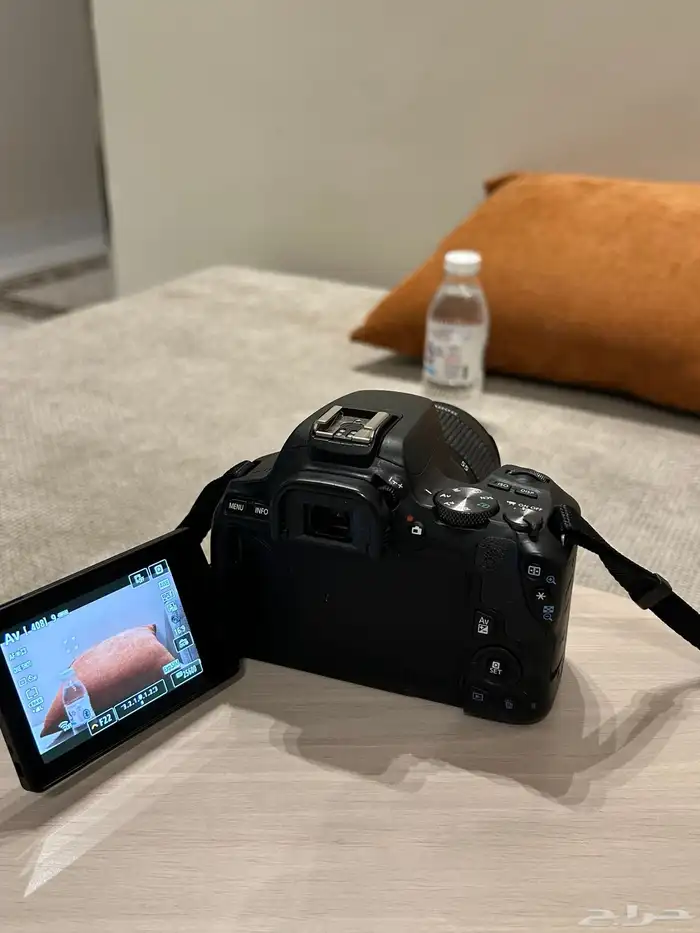 كاميرا من شركة canon 1