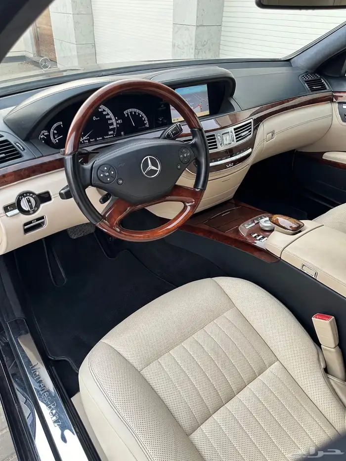 مرسيدس S600 2012 نظيف جدا 12