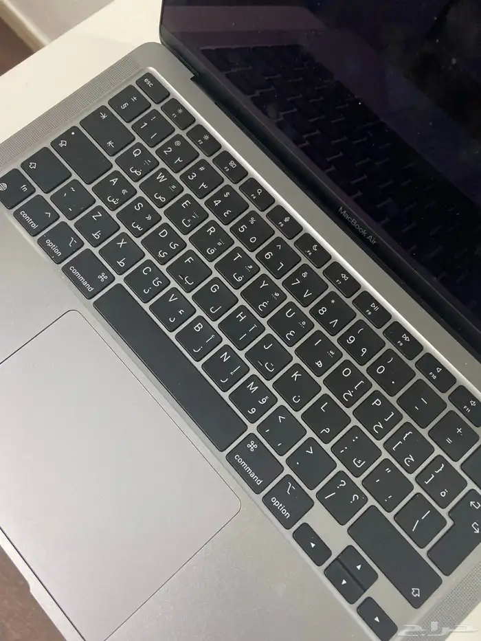 ماك بوك آير للبيع 1