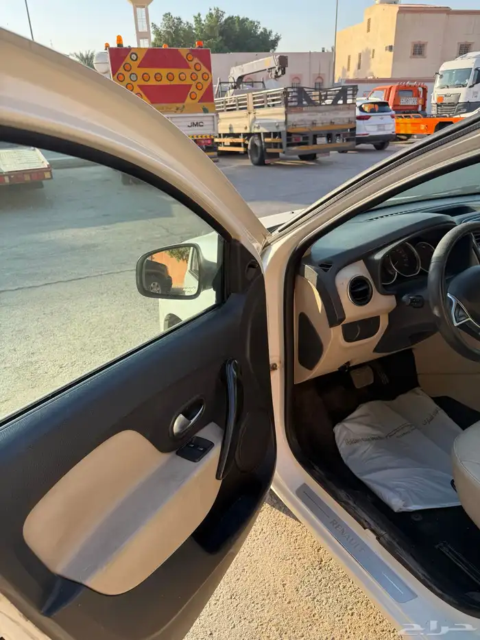 سيارة من نوع RENAULT - SYMBOL 2017 6