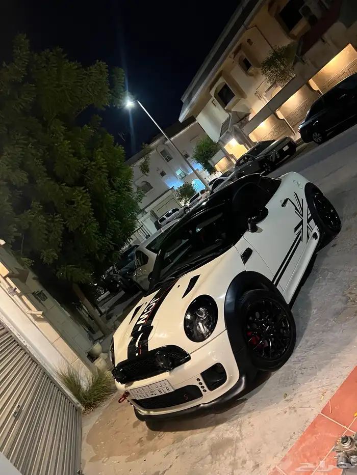مني كوبر بتعديل jcw مميز 32