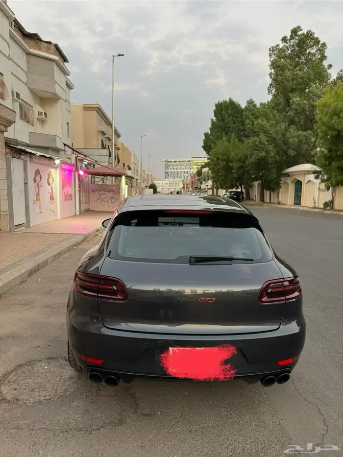 بورش مكان 2017 0