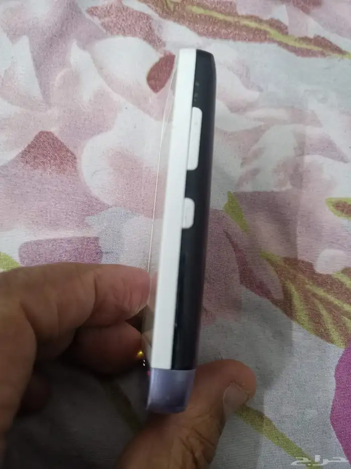 نوكيا C5 تاتش بحاله جيده جدا 3