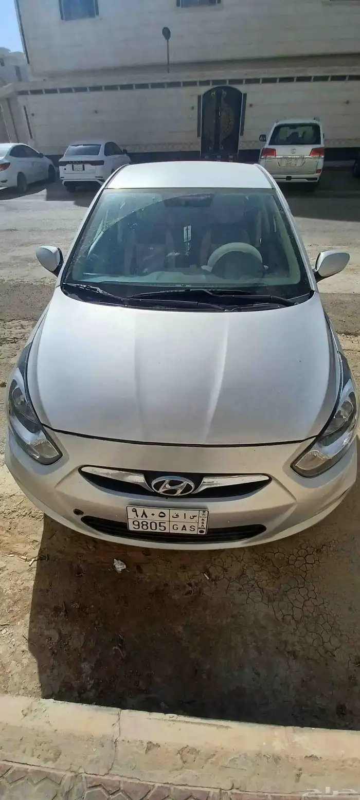 للبيع هيونداي أكسنت 2014   - الممشى 385 000 6