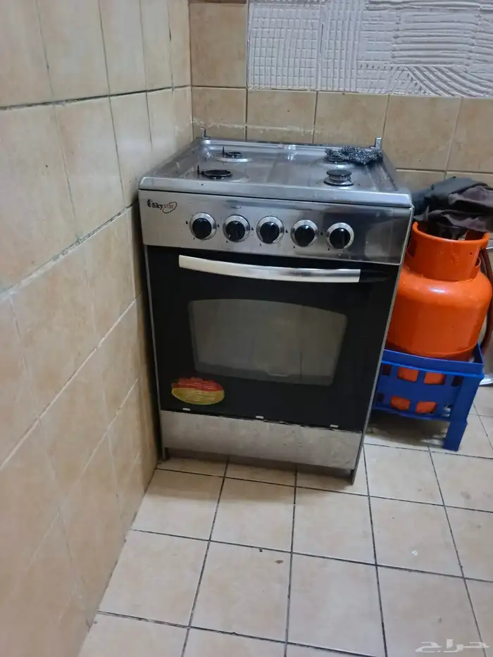 ثلاجة و مكيف و برادة ماء للبيع مع غسالة 6