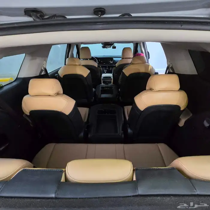 للبيع كيا كرنفال ديزل 11 راكب قمة في النظافه 1