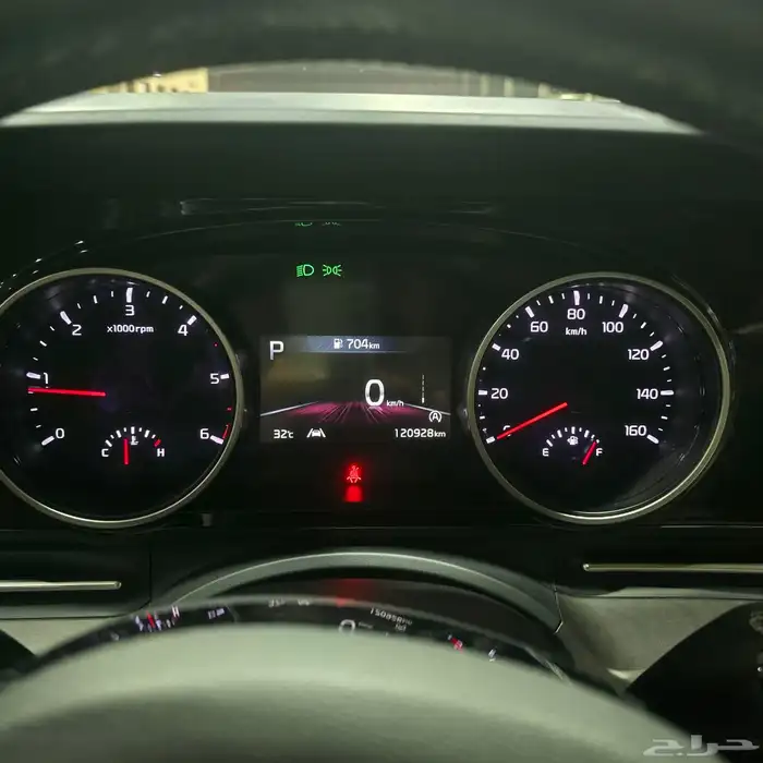 للبيع كيا كرنفال ديزل 11 راكب قمة في النظافه 7