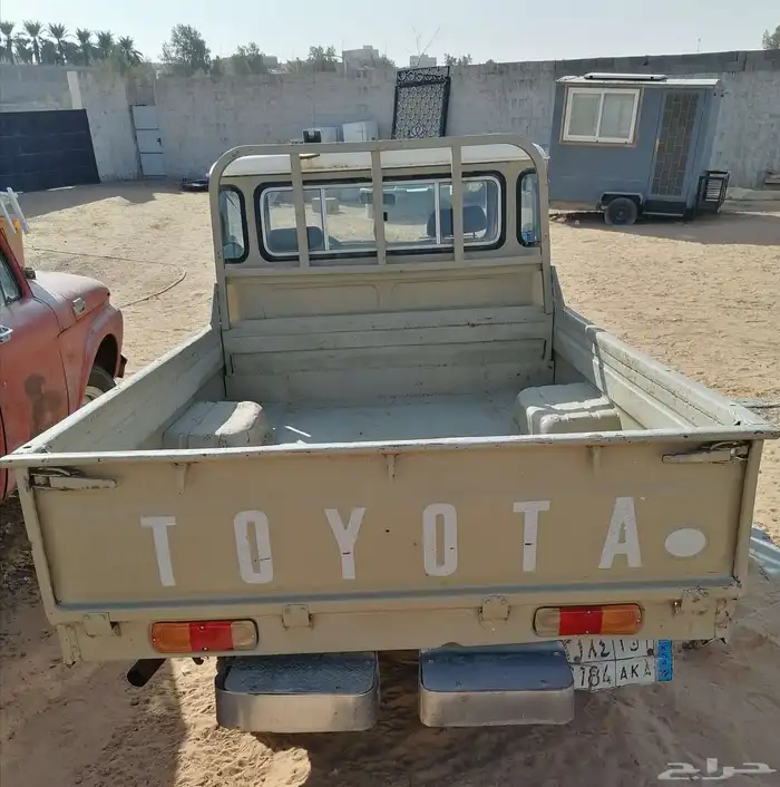 جيب شاص تايوتا 84 م 6