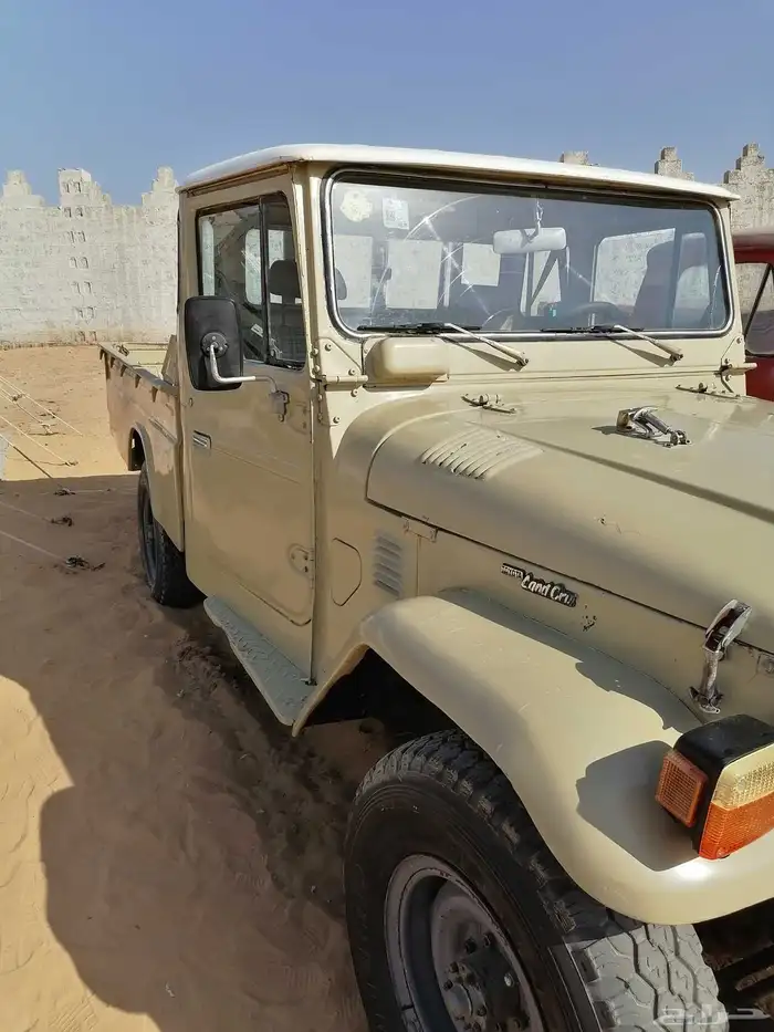 جيب شاص تايوتا 84 م 4