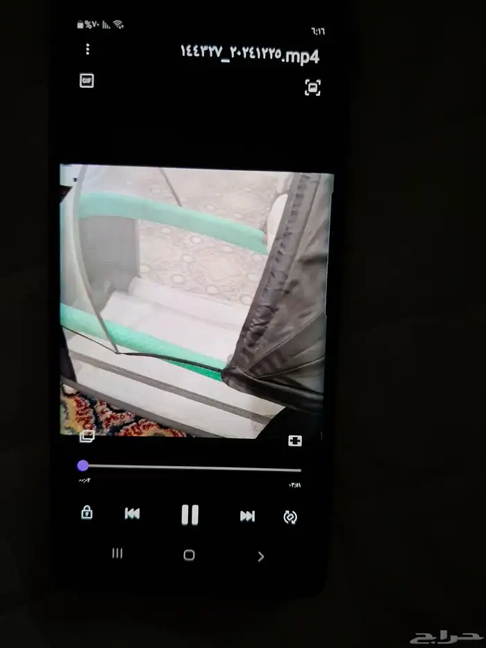 سرير اطفال شبه جديد مع حمالة اطفال 7