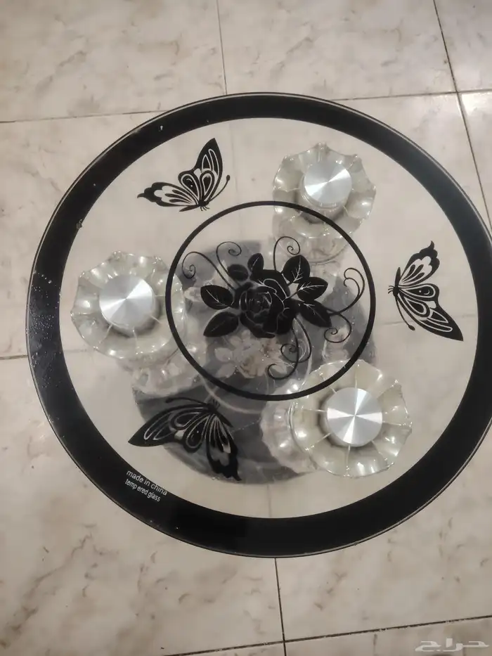 طاولة زجاج 1