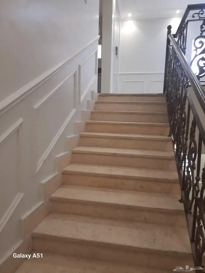 فيلا للايجار . ابحر الشمالية . حي الشراع 13