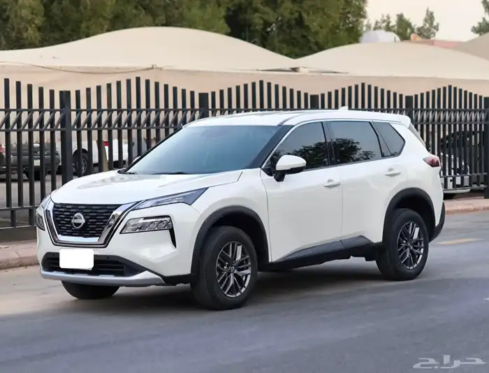 نيسان اكس تريل موديل 2023 1