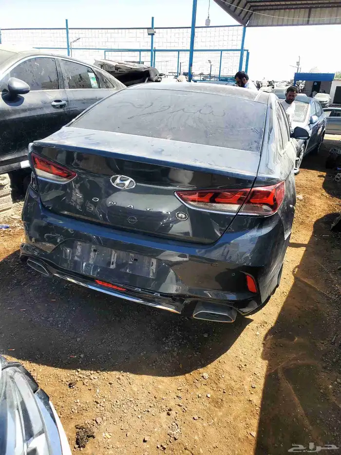 يوجد لدينا قطع غيار سوناتا 19 0