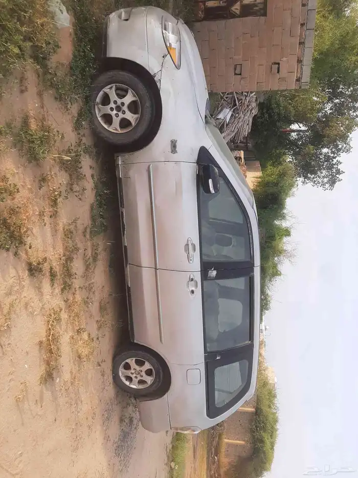ماذدا Mpv 2004 للبيع تشليح مع اللوحه البيع علي السوم 2