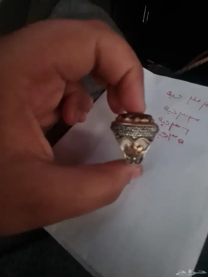 خاتم فضه عقيق كبدي مرصع ب 36 حجر ياقوت 0