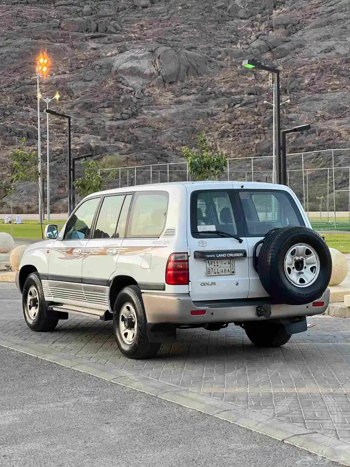 تويوتا لاندكروزر جي إكس آر سعودي نظيف 2002 2
