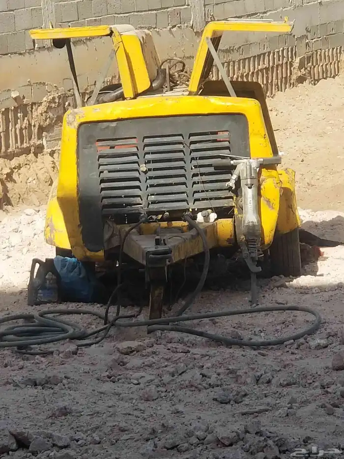 يوجد لدينا تكسير جدارات وحفر قواعد وقص اراضي وتفيت الصخور 0