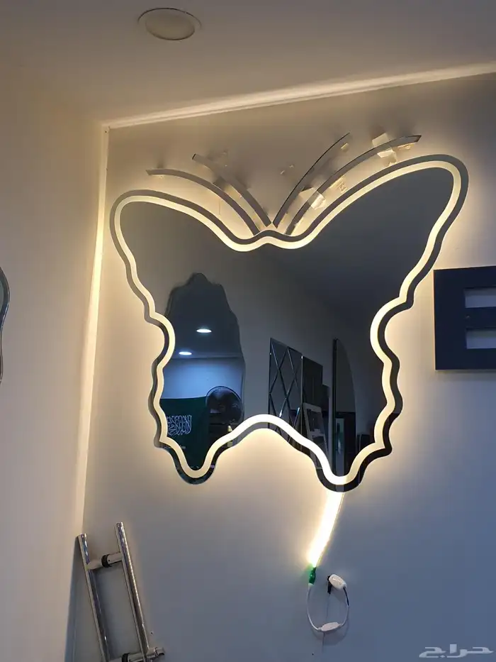 ديكور بديل خشب بديل شيبورد فوم مرايات رخام باركيه ورق حائط 2