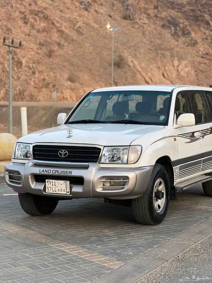 تويوتا لاندكروزر جي إكس آر سعودي نظيف 2002 3